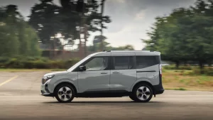 Ford e-Tourneo Courier
