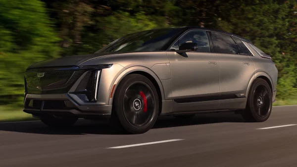 Cadillac LYRIQ-V