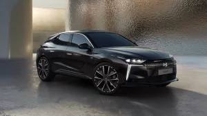 DS Automobiles N°4 E-Tense