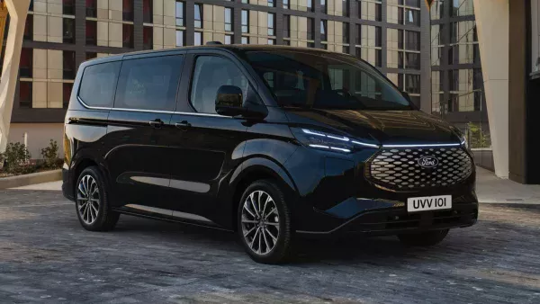Ford e-Tourneo Custom L2 160 kW RWD