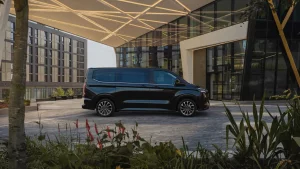 Ford e-Tourneo Custom L2 160 kW transmission intégrale