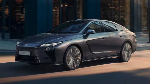 Lexus ES 500e DIRECT 4 (MY26)