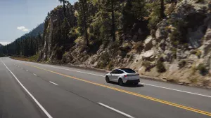 Tesla Model Y Standard Grande Autonomie Propulsion (Juniper)