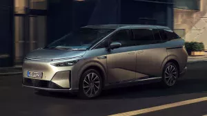 XPENG X9 FWD Standard Range (MY26)